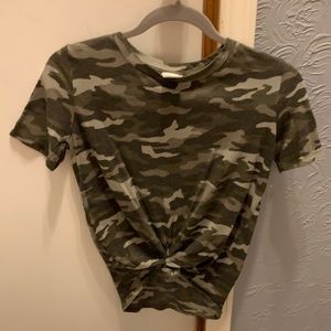Women’s Camo Size Small T-shirt.